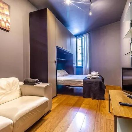 Casa Riva Romance 公寓 *