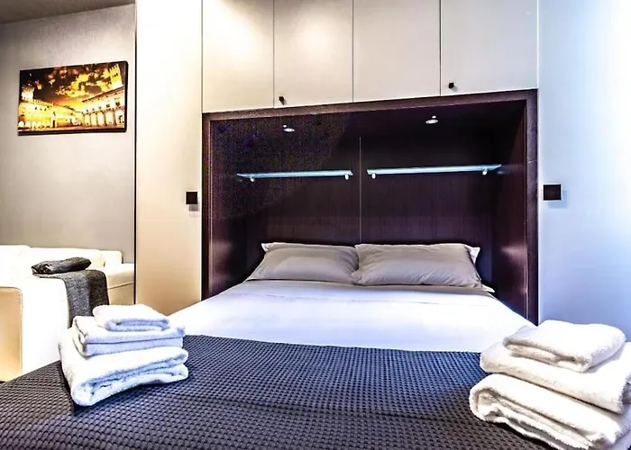 Casa Riva Romance شقة